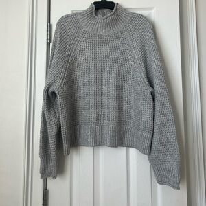American Eagle Outfitters Gray Turtleneck Sweater